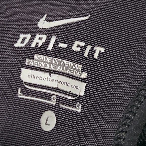 Nike Black Fitted Tank Top - Picture 3 of 5